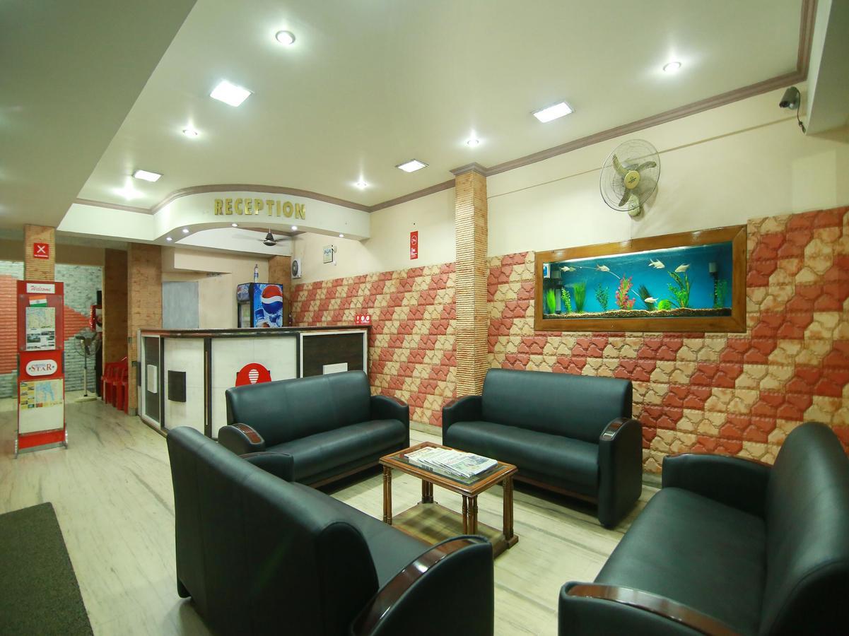 Oyo 4824 Hotel Star Kochi Extérieur photo